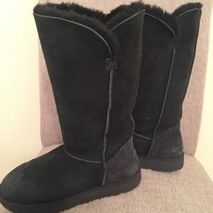 EUC Ugg Classic Cuff Tall Boot Size 7